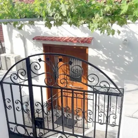 Ariti Apartment *